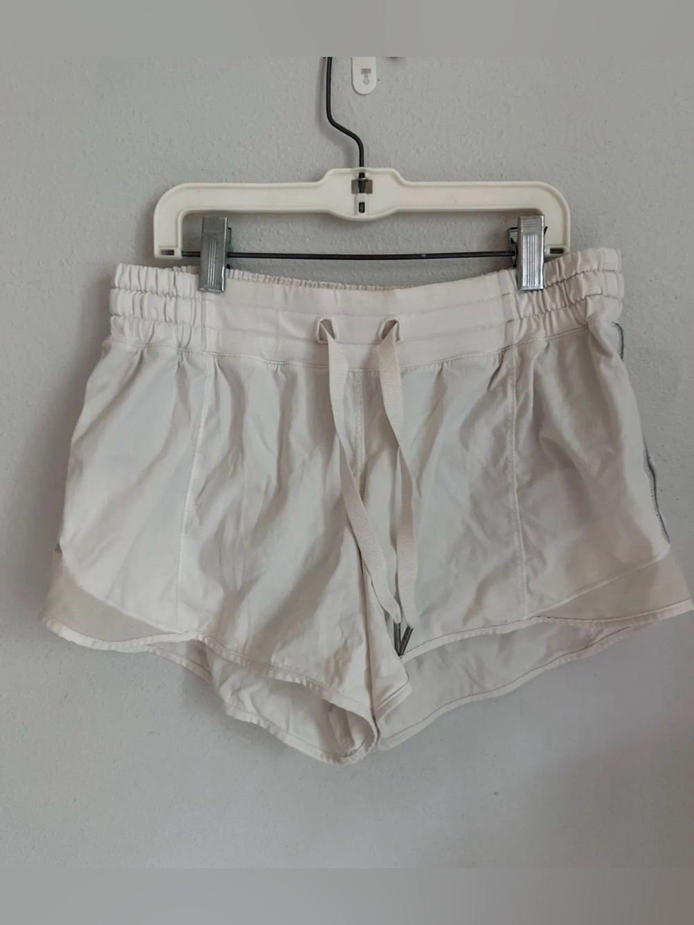 lululemon athletica Light Cream Drawstring Athletic Shorts